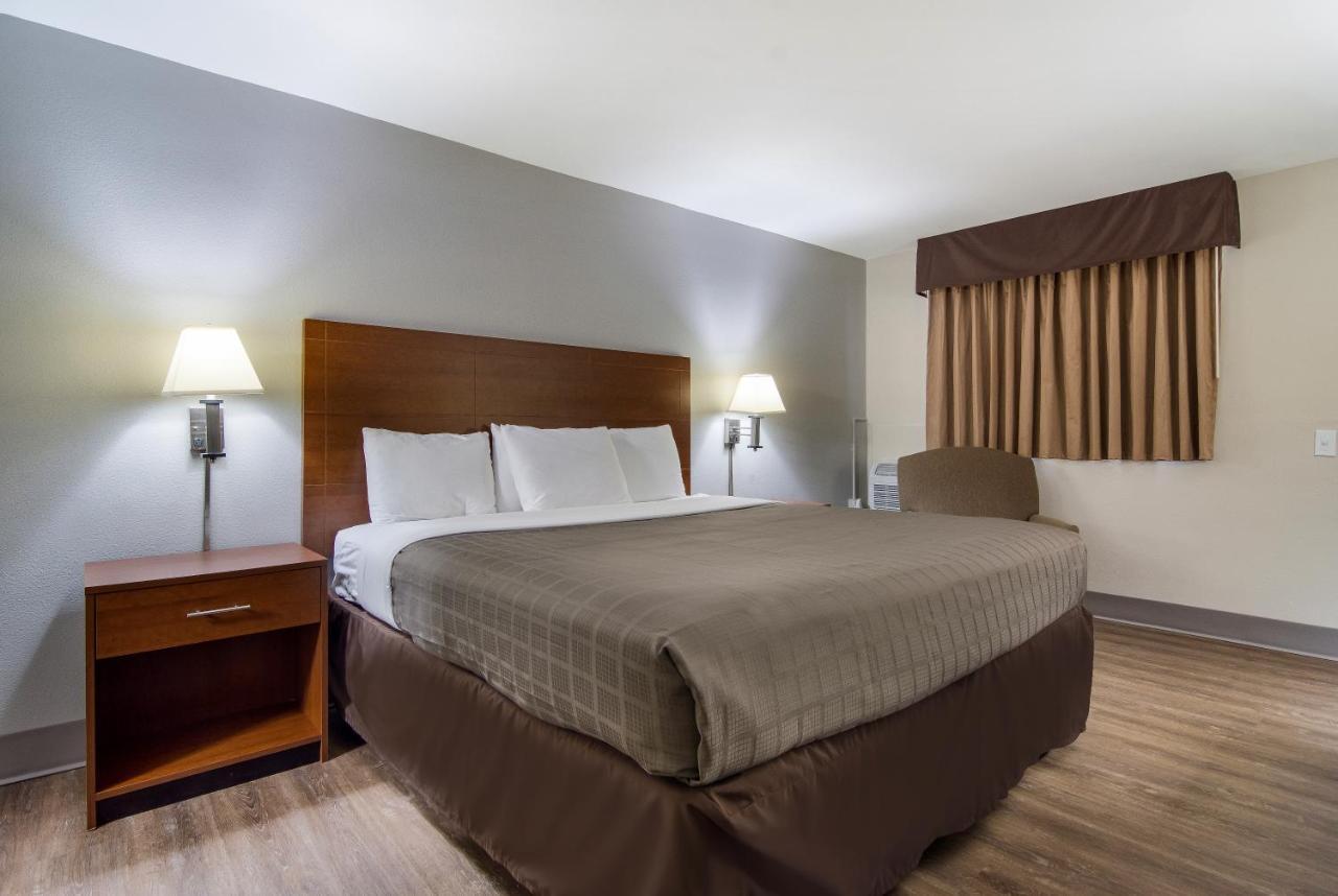 The Townhouse Inn Highpoint Esterno foto